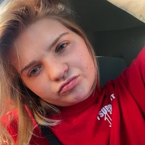 Meet your Posher, Alexandria